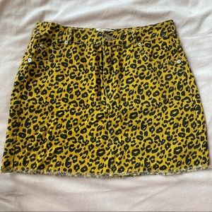 NEW W/O TAGS Blu Spero Cotton Candy LA Cheetah/Leopard Print Denim Skirt